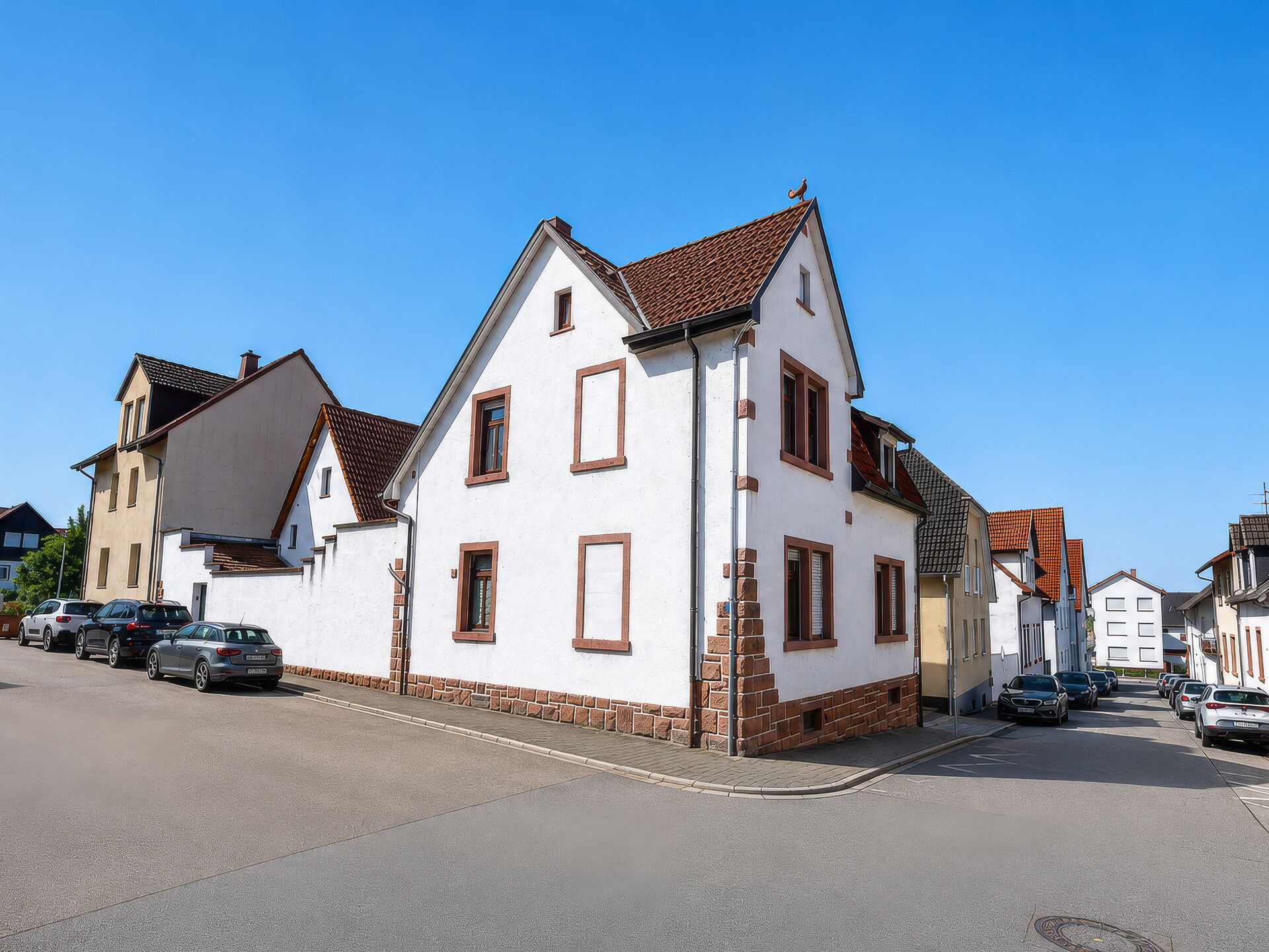 Ein Grundstück. Zwei eigenständige Wohnhäuser. Unzählige Möglichkeiten, Weinheim-OT Sulzbach in Weinheim