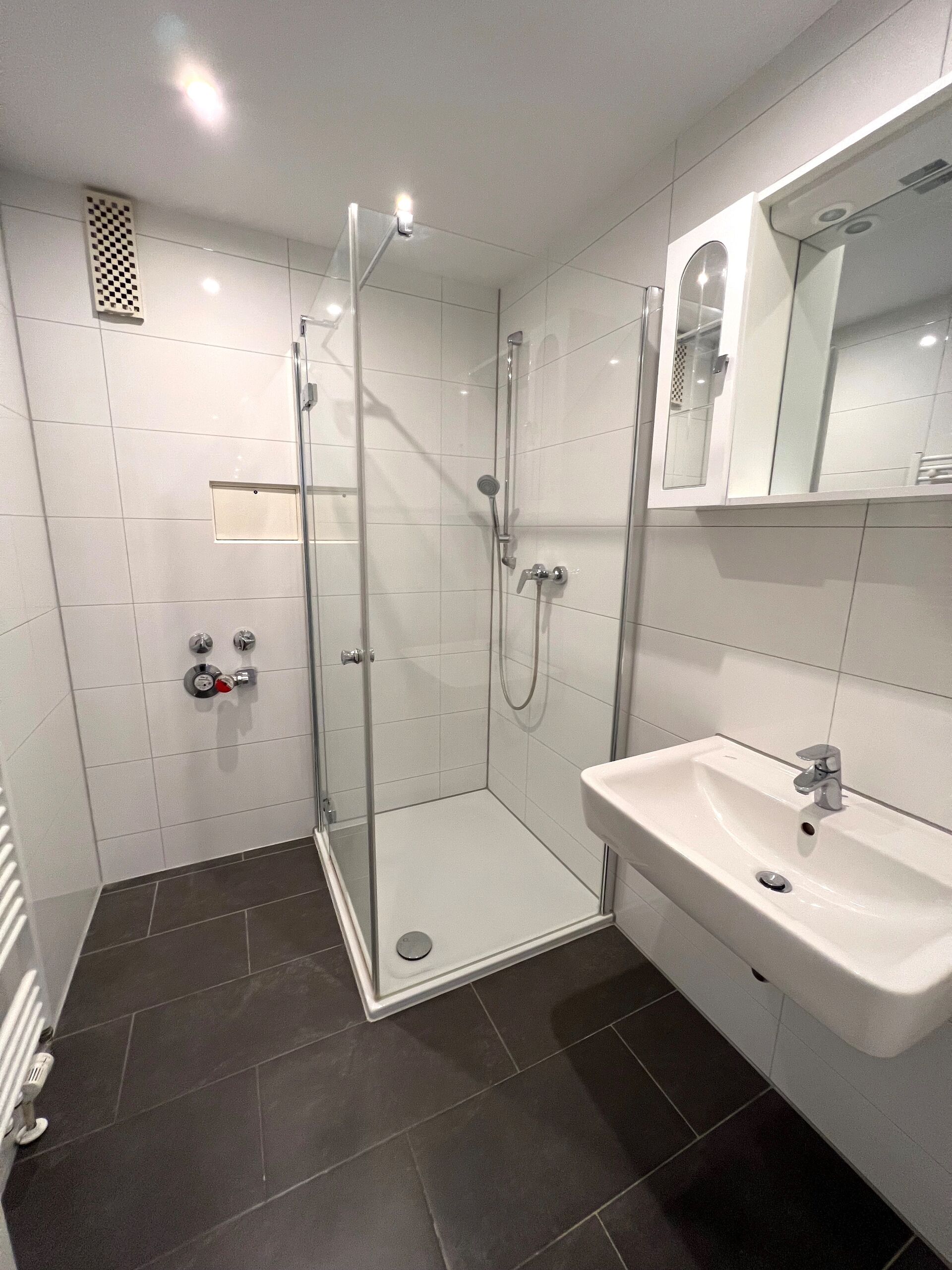 Sie interessieren sich für eine großzügige und helle 4 ZKB-Wohnung in Weinheim - Weststadt? in Weinheim