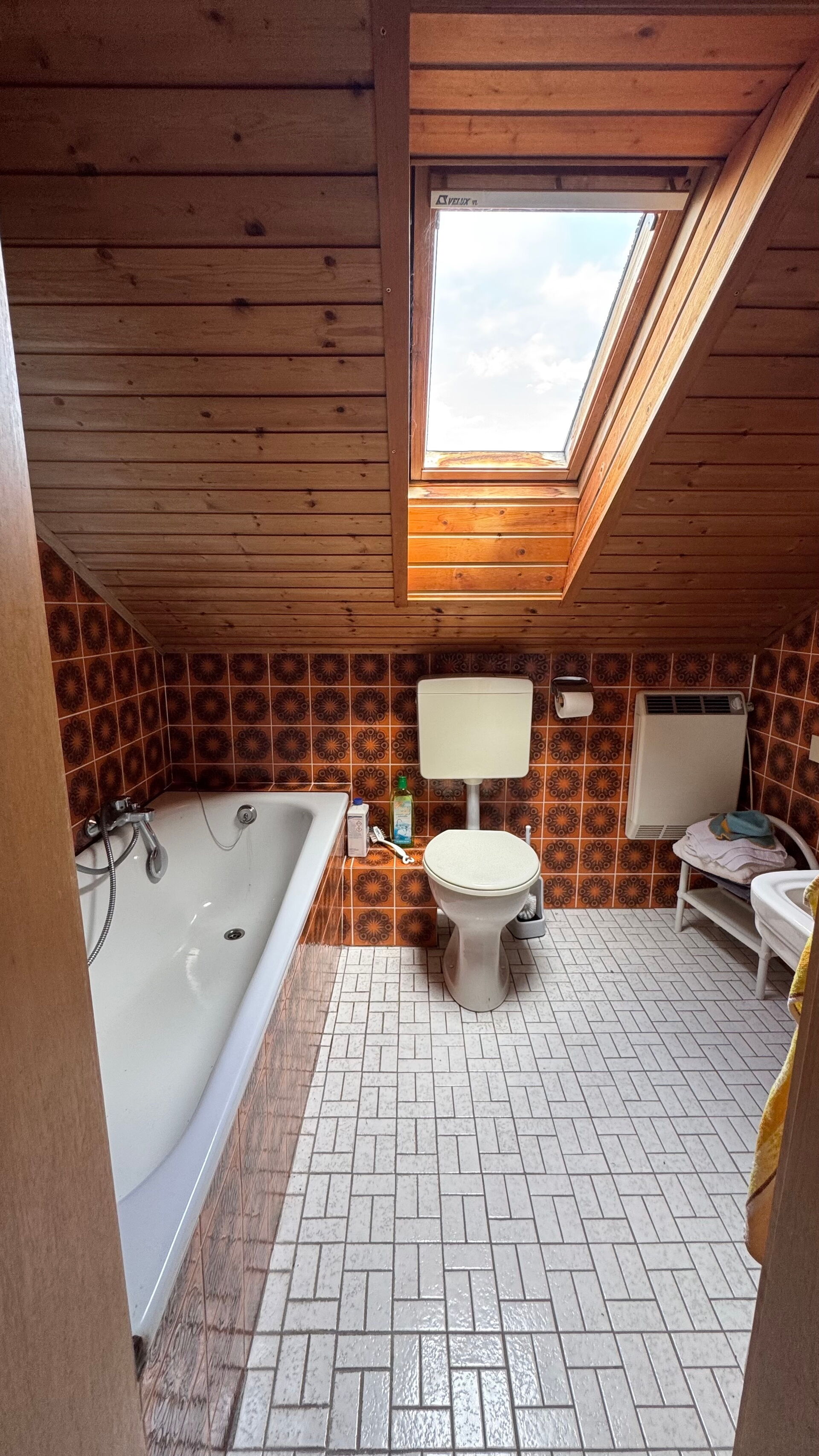 Zentrumnahes u. gepflegtes 2 Familienhaus, Weinheim-Nordstadt in Weinheim