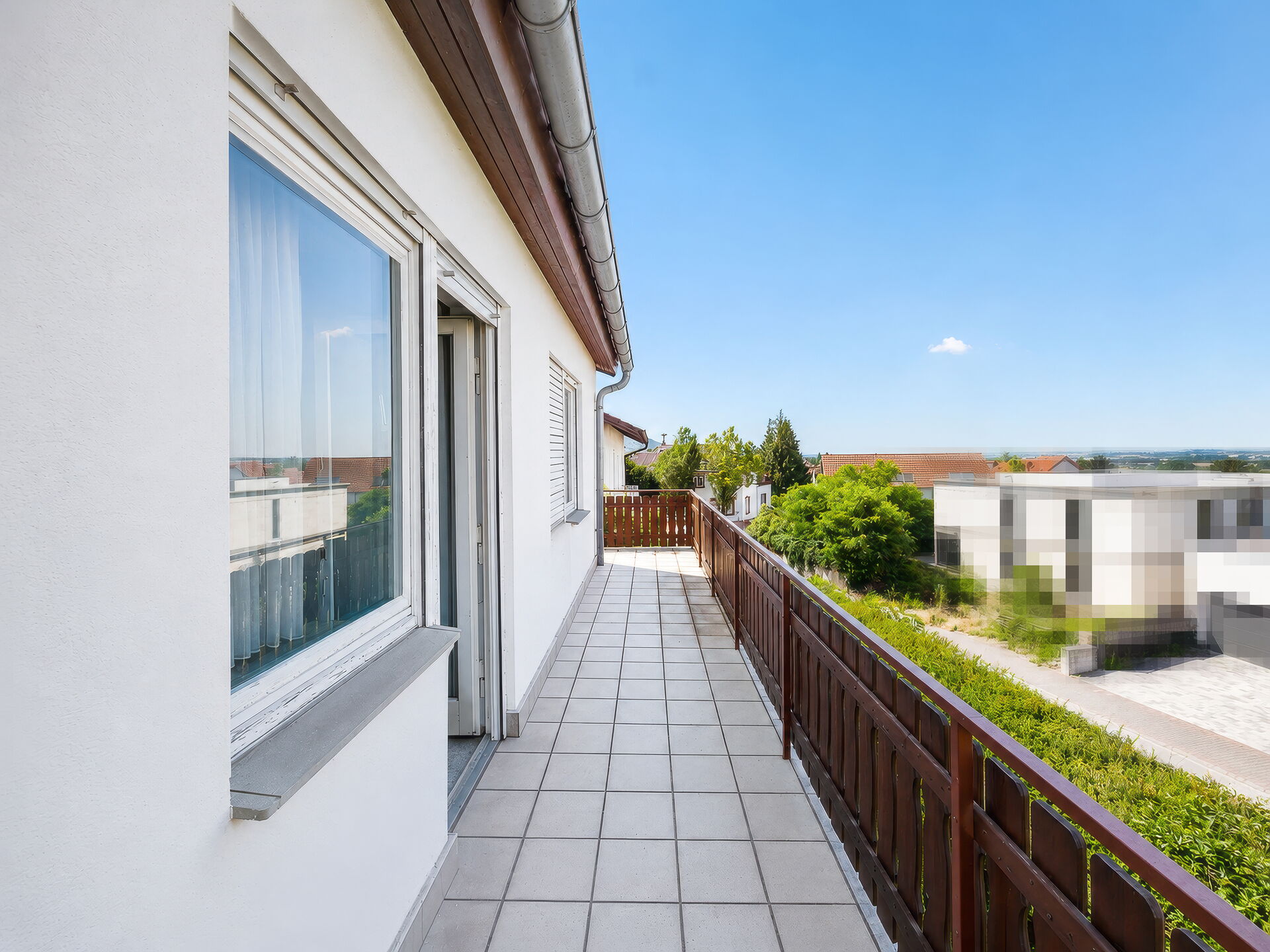 Klassisches Einfamilienhaus in bevorzugter Wohnlage mit herrlicher Aussicht und viel Potenzial in Weinheim