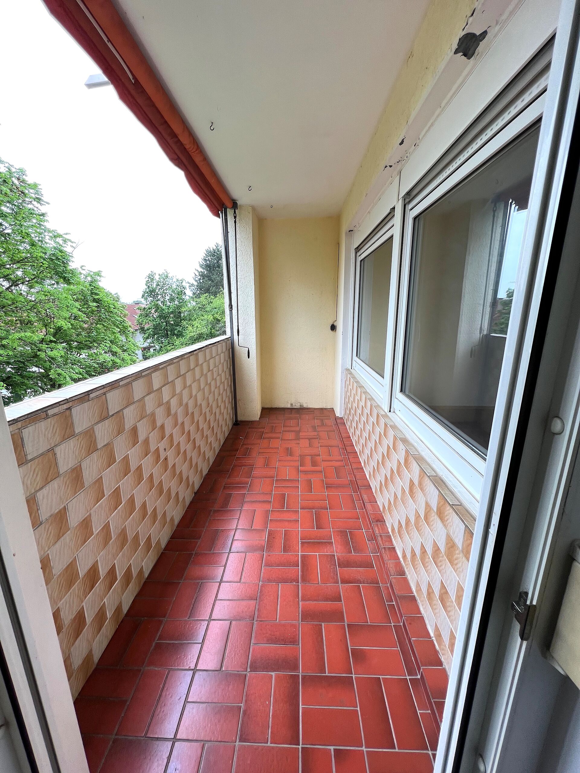 Sie interessieren sich für eine großzügige und helle 4 ZKB-Wohnung in Weinheim - Weststadt? in Weinheim