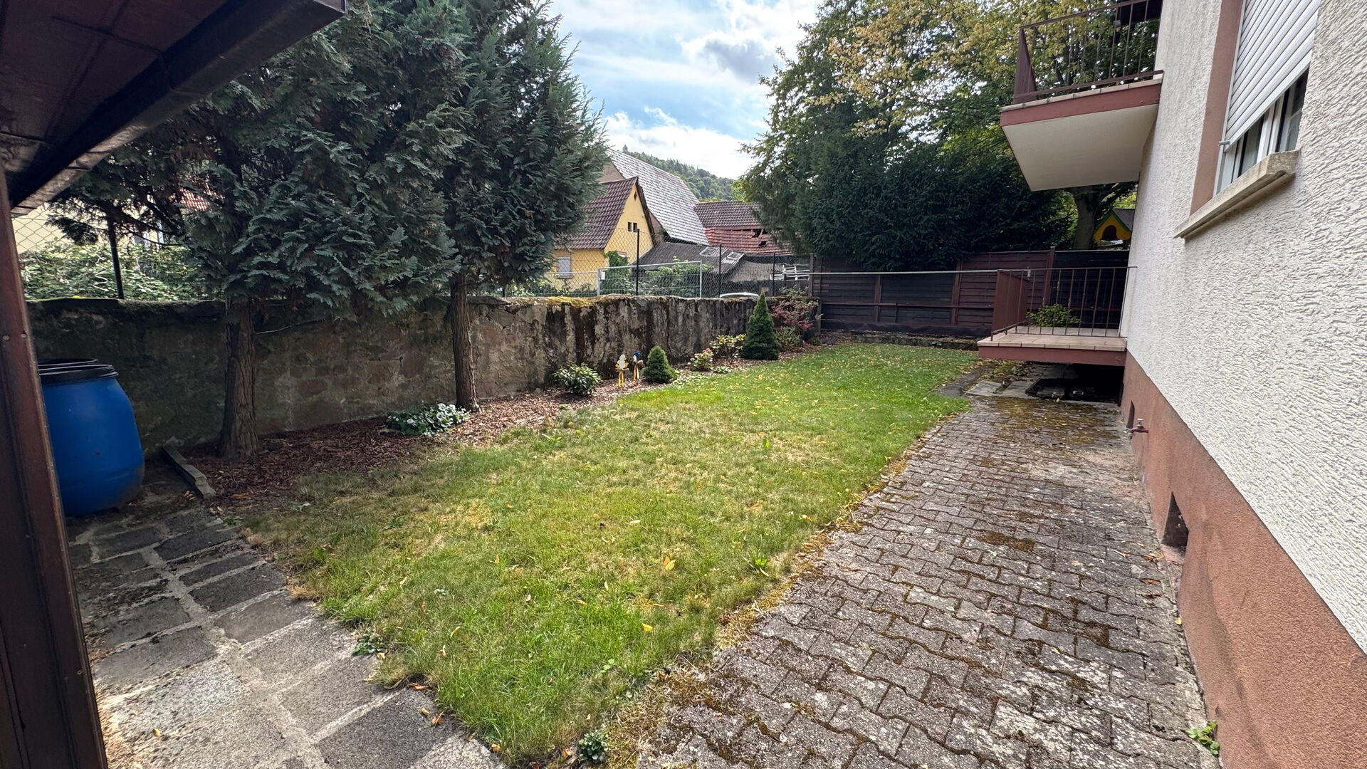 Zentrumnahes u. gepflegtes 2 Familienhaus, Weinheim-Nordstadt in Weinheim