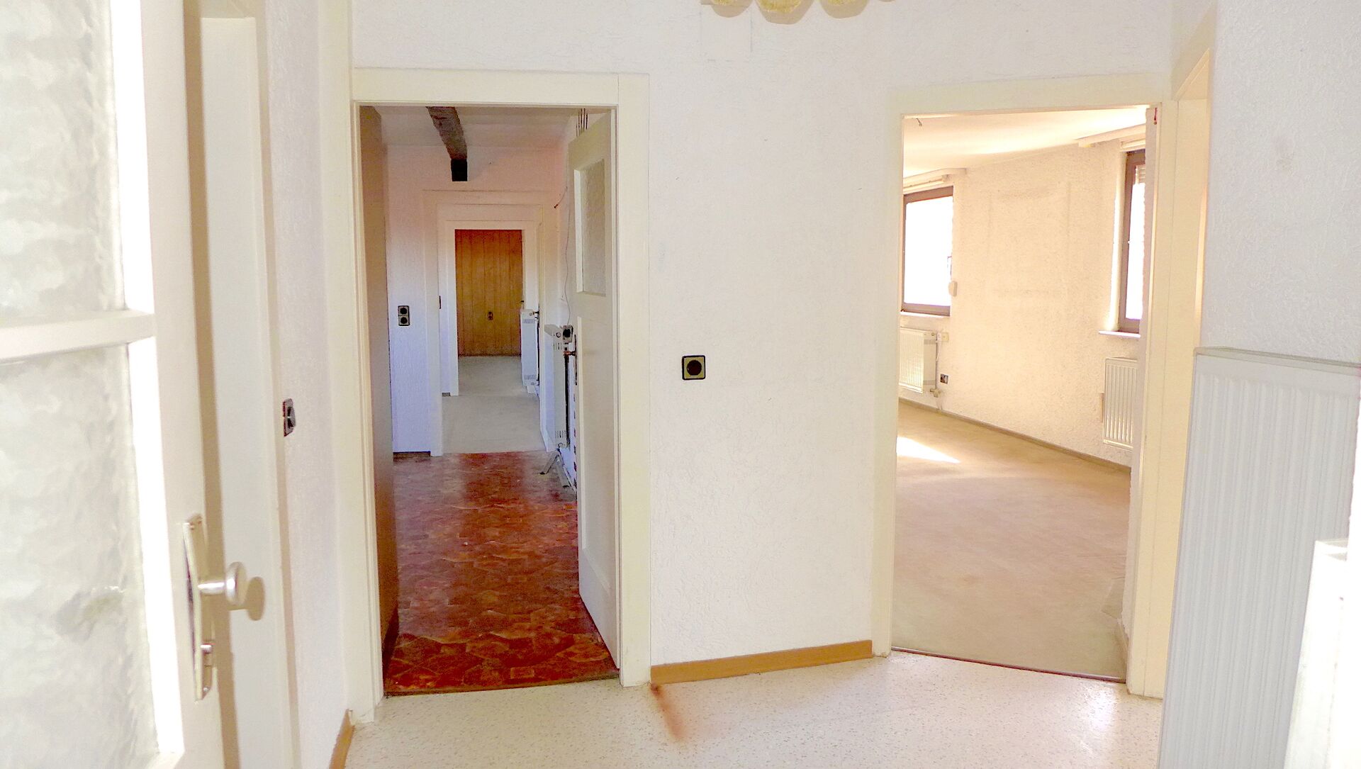 Altbau Dachgeschoß-Eigentumswohnung, für junge Leute zum Selbstausbau - VERKAUFT - in Weinheim