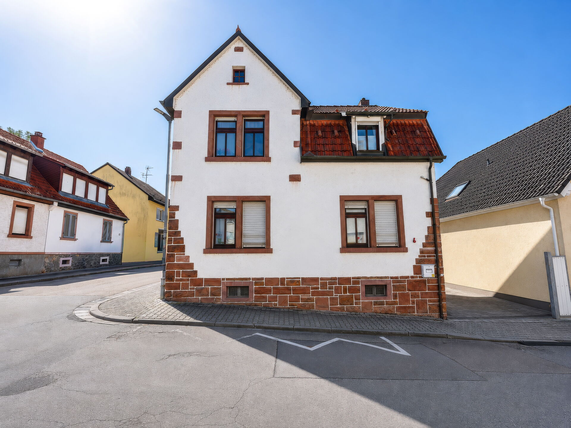 Kühnert Immobilien ➤ Immobilienmakler in Weinheim