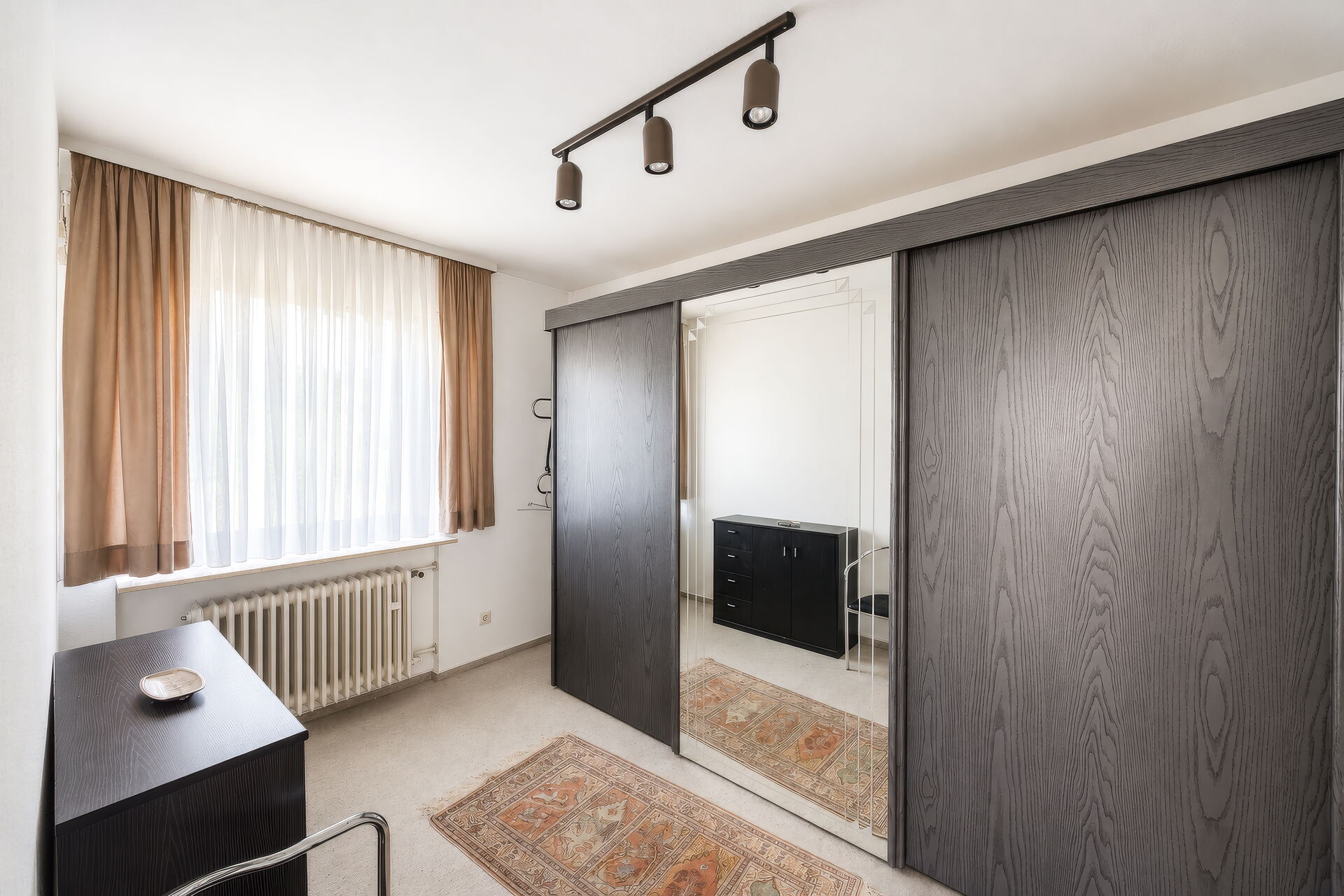 Klassisches Einfamilienhaus in bevorzugter Wohnlage mit herrlicher Aussicht und viel Potenzial in Weinheim