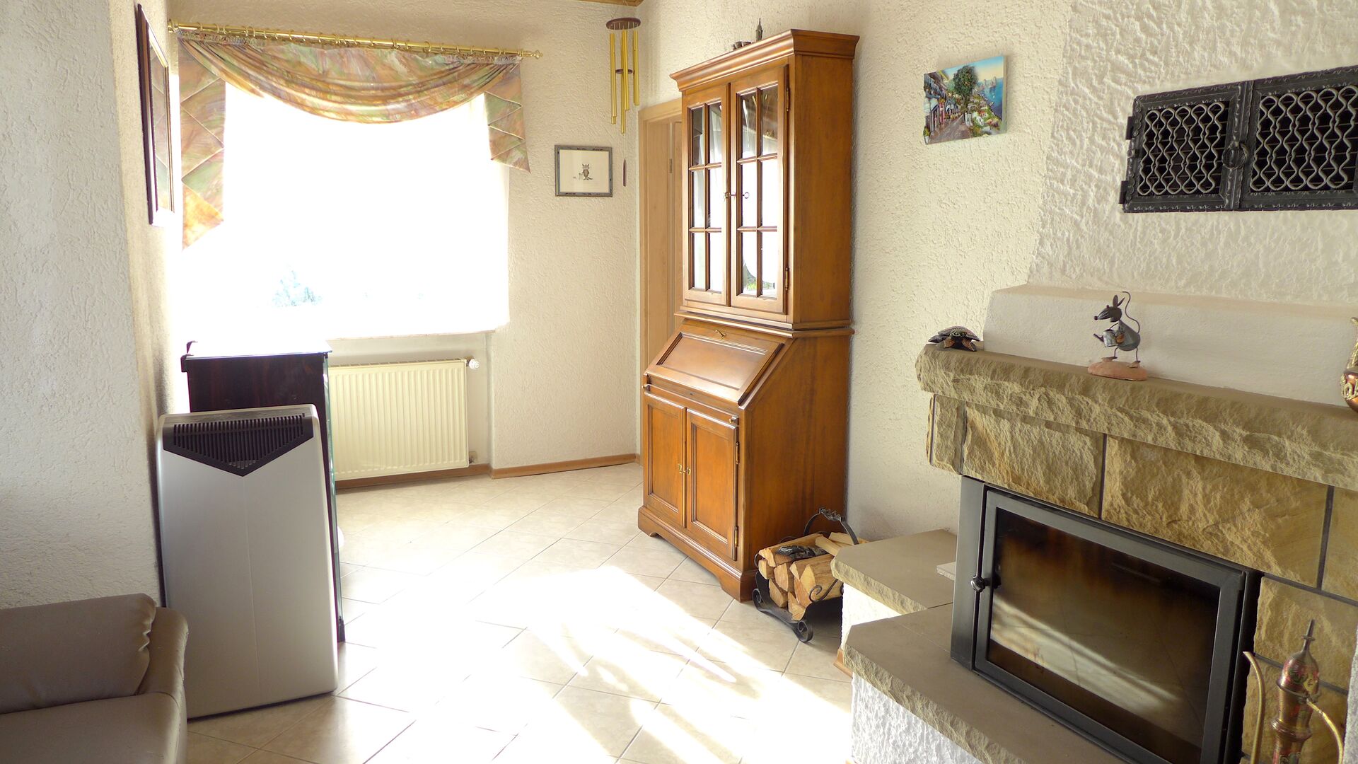 Renoviertes und freistehendes Zweifamilienhaus in bevorzugter Wohnlage, Weinheim Lützelsachsen in Weinheim