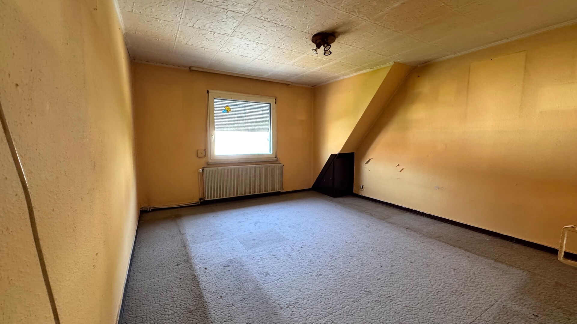 2 Einfamilienhäuser mit Potential, Weinheim-Lützelsachsen in Weinheim