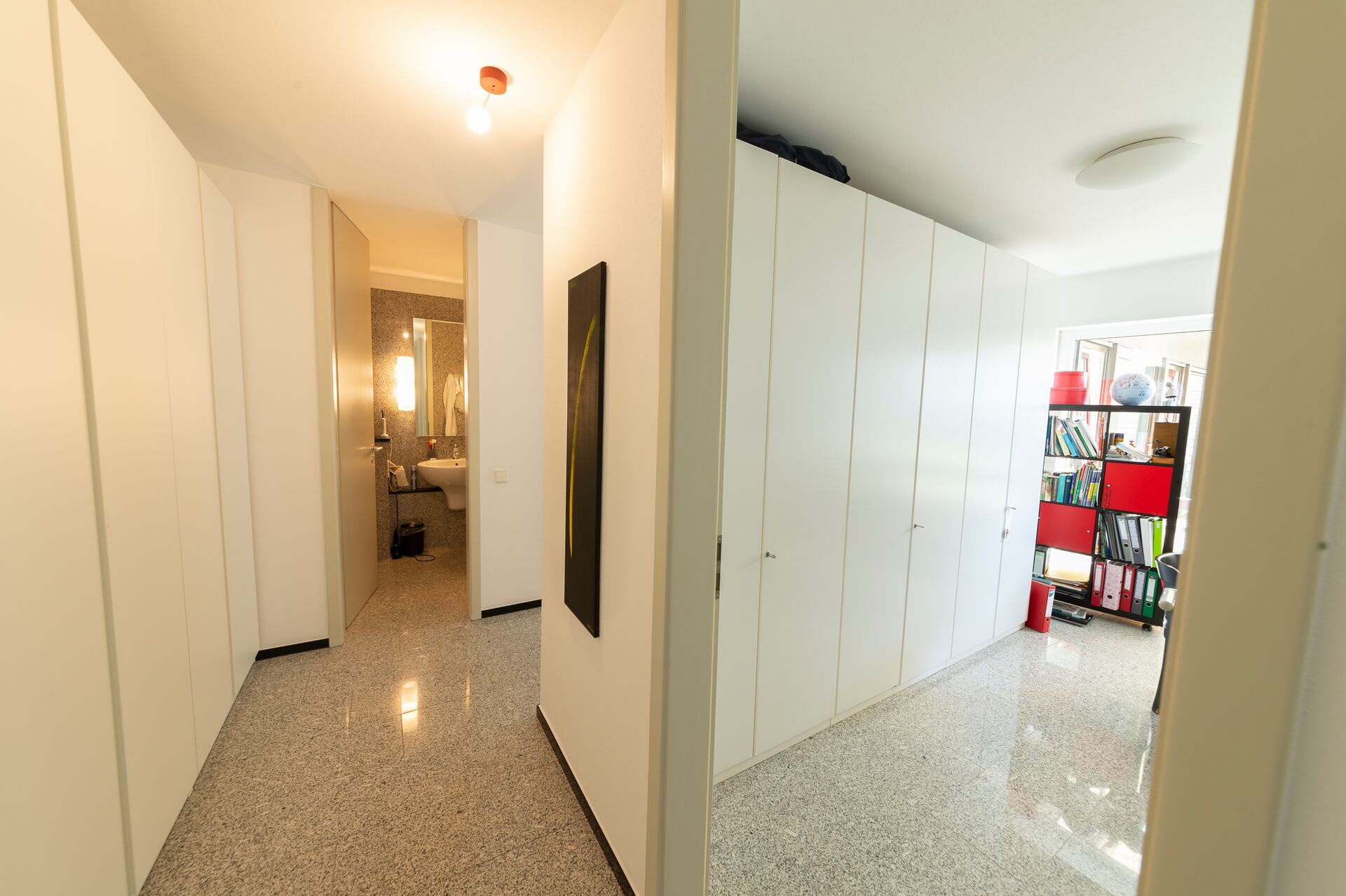 Helle, großzügige und modern gestaltete 3 ZKB - Dachterrassen - Wohnung, Weinheim - Stadt in Weinheim