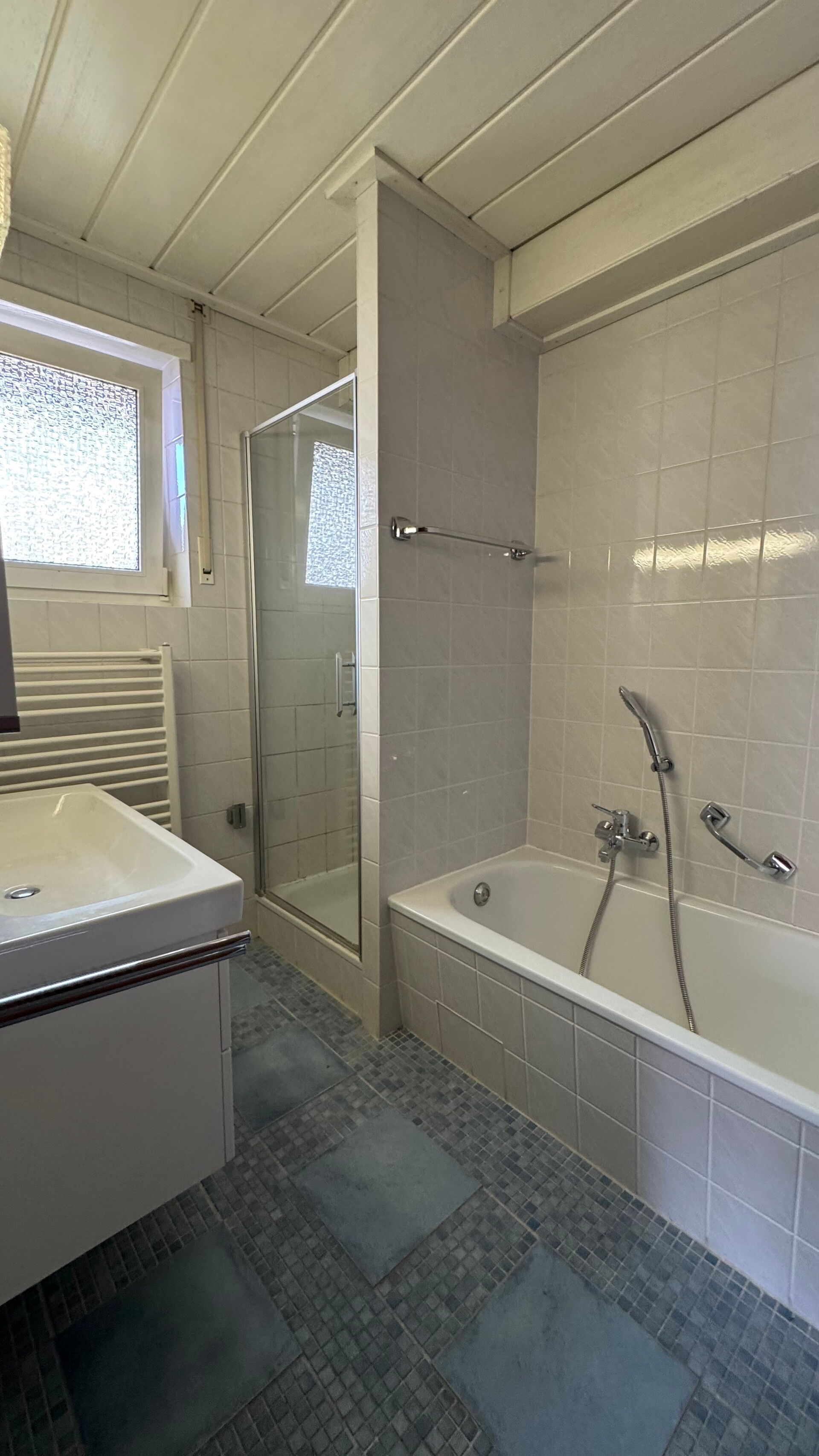 Zentrumnahes u. gepflegtes 2 Familienhaus, Weinheim-Nordstadt in Weinheim