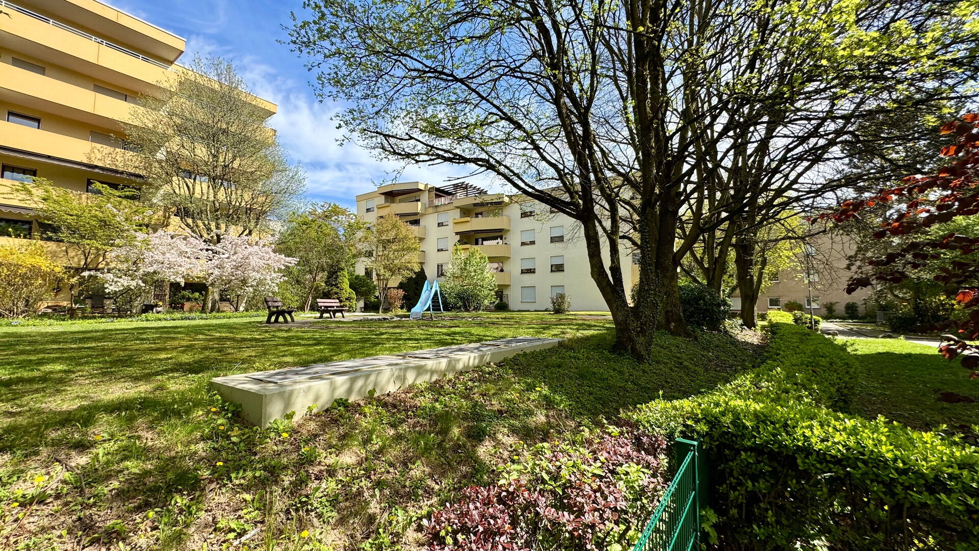 Helle, gepflegte ETW mit Balkon und Blick ins Grüne in ruhiger Lage von Weinheim-Mult in Weinheim