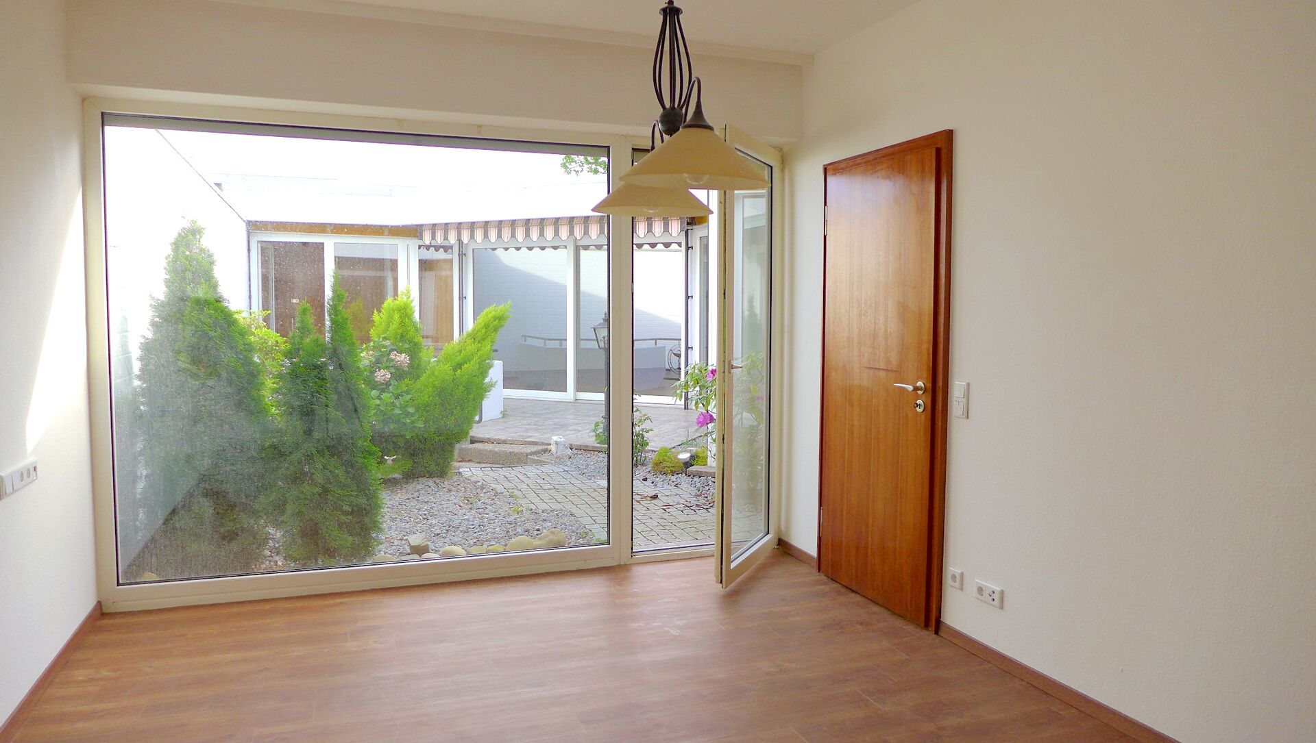 Schöner - heller Bungalow in Weinheim-Weststadt - VERMIETET - in Weinheim