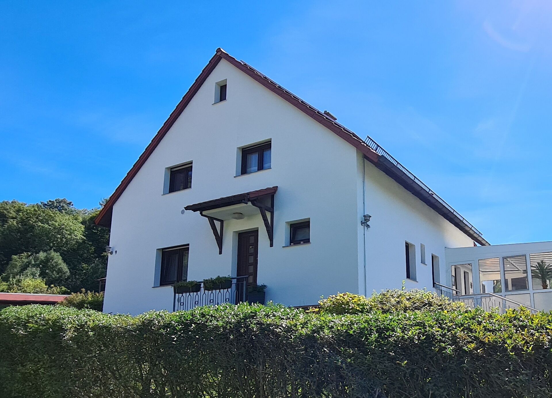 Renoviertes und freistehendes Zweifamilienhaus in bevorzugter Wohnlage, Weinheim Lützelsachsen in Weinheim