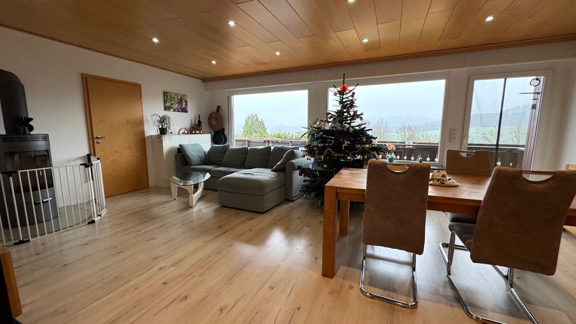 Viel Platz für Ihre Zukunft: Einfamilienhaus mit Fernblick, Weinheim-Steinklingen in Weinheim